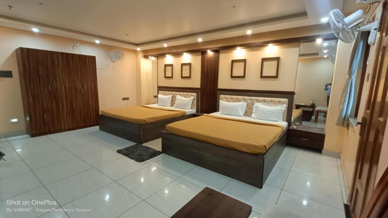 Hotel Trisplanet Kalyani Exterior foto